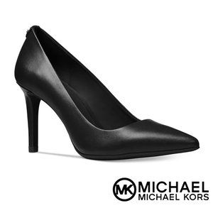 Michael Kors - NWT- SIZE 6.5 - Dorothy Flex Pumps 👠👠